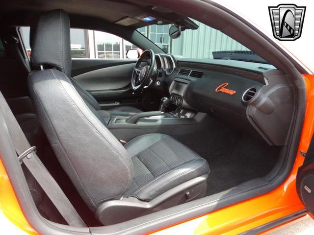 Photo of 2010 Orange Chevrolet Camaro