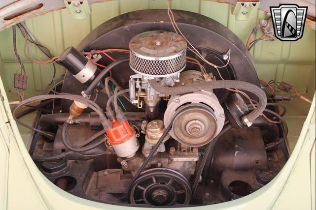Photo of 1964 Green and White Volkswagen Beetle (Pre-1980)