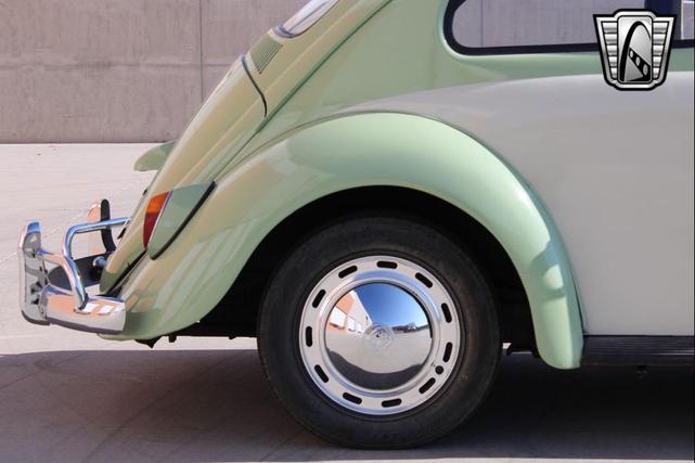 Photo of 1964 Green and White Volkswagen Beetle (Pre-1980)