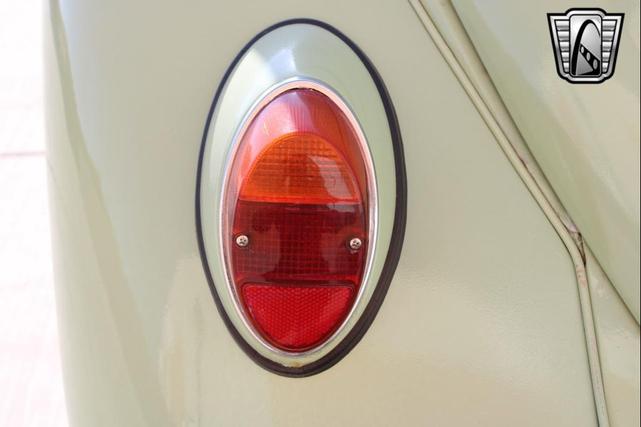 Photo of 1964 Green and White Volkswagen Beetle (Pre-1980)