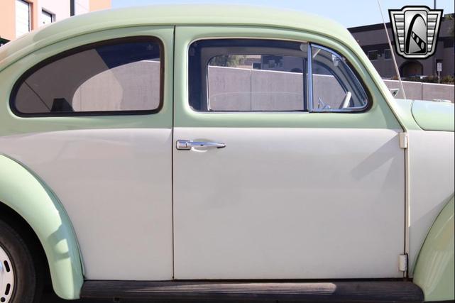 Photo of 1964 Green and White Volkswagen Beetle (Pre-1980)