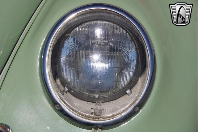 Photo of 1964 Green and White Volkswagen Beetle (Pre-1980)