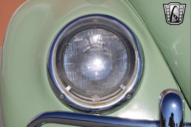 Photo of 1964 Green and White Volkswagen Beetle (Pre-1980)