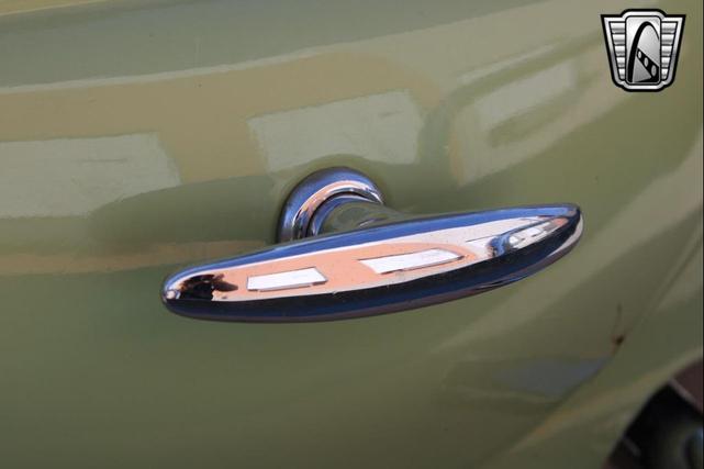 Photo of 1964 Green and White Volkswagen Beetle (Pre-1980)