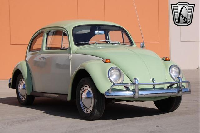 Photo of 1964 Green and White Volkswagen Beetle (Pre-1980)