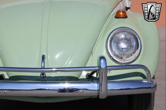 Photo of 1964 Green and White Volkswagen Beetle (Pre-1980)