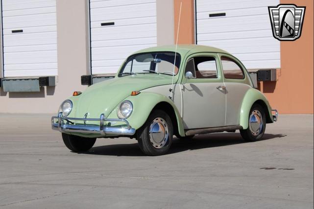 Photo of 1964 Green and White Volkswagen Beetle (Pre-1980)