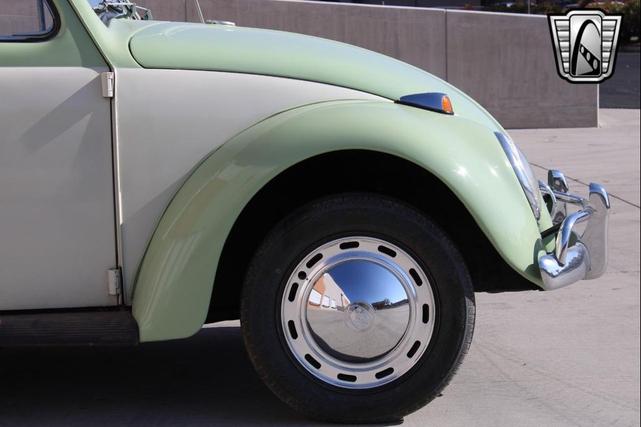 Photo of 1964 Green and White Volkswagen Beetle (Pre-1980)