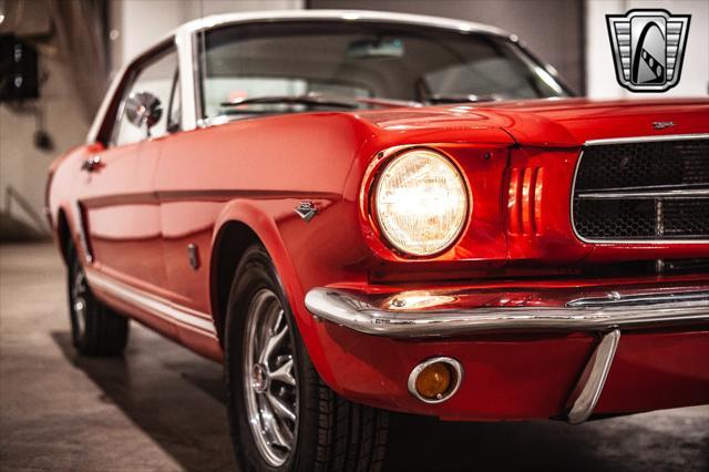 Photo of 1965 Red Ford Mustang