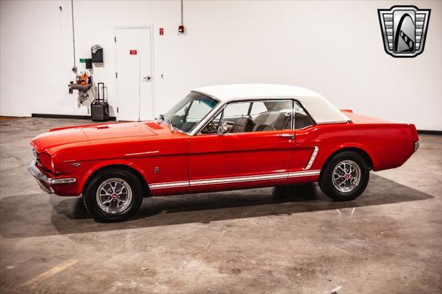 Photo of 1965 Red Ford Mustang