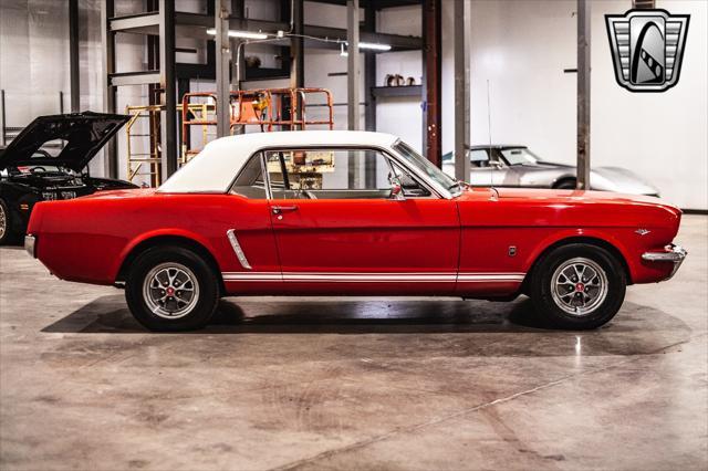 Photo of 1965 Red Ford Mustang