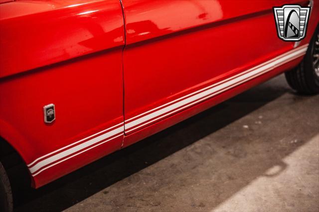 Photo of 1965 Red Ford Mustang