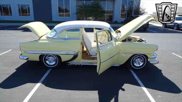 Photo of 1954 Yellow/White Chevrolet Bel Air