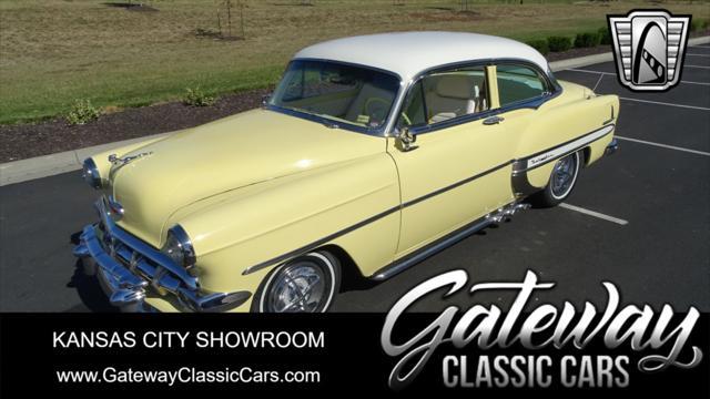 Photo of 1954 Yellow/White Chevrolet Bel Air
