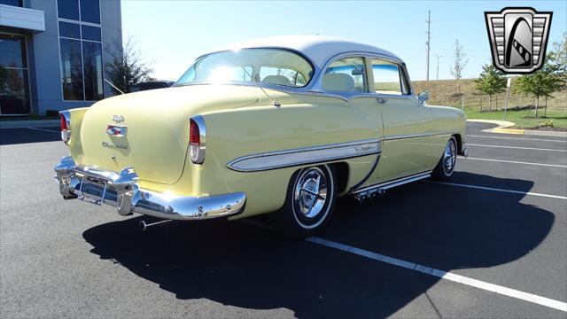 Photo of 1954 Yellow/White Chevrolet Bel Air