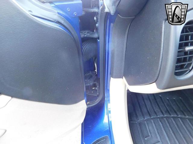 Photo of 2005 Le Mans Blue Chevrolet Corvette