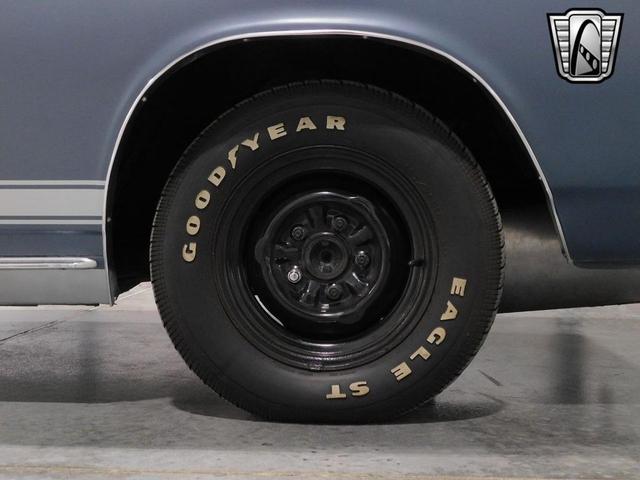Photo of 1966 Blue and Gray Chevrolet Corvair
