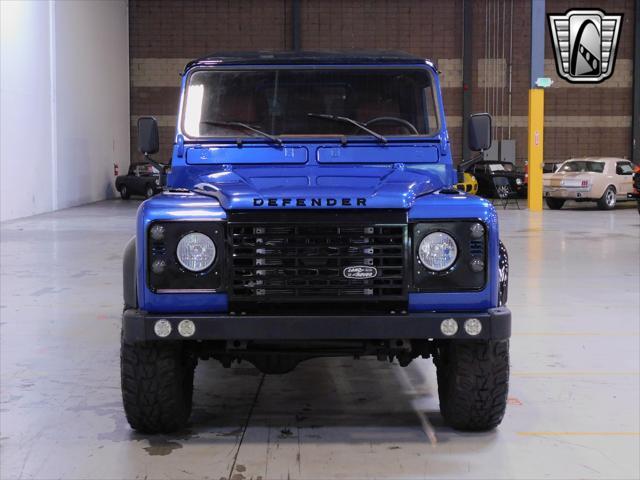 Photo of 1994 Blue Land Rover Defender