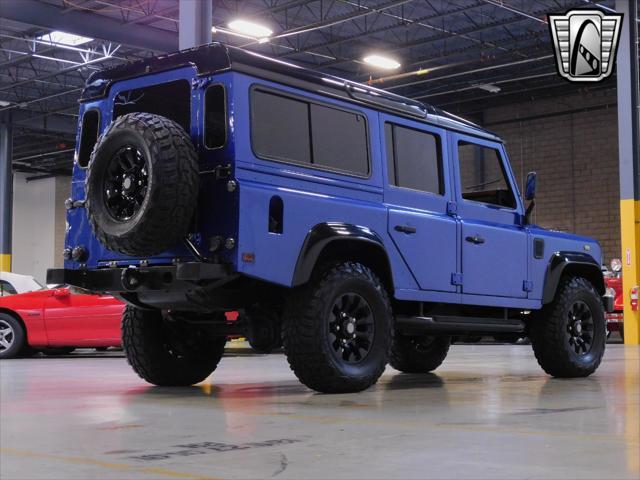 Photo of 1994 Blue Land Rover Defender
