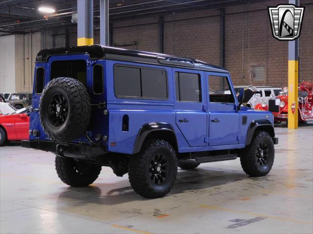 Photo of 1994 Blue Land Rover Defender