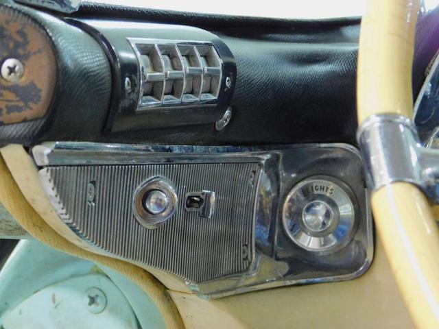 Photo of 1958 Blue Cadillac Series 62
