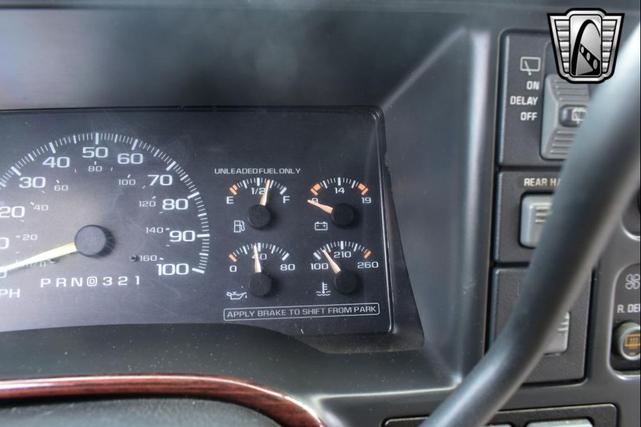 Photo of 1998 Black Chevrolet Tahoe