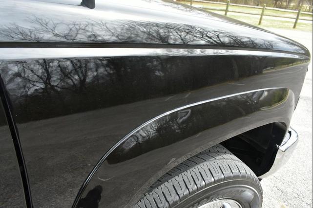 Photo of 1998 Black Chevrolet Tahoe