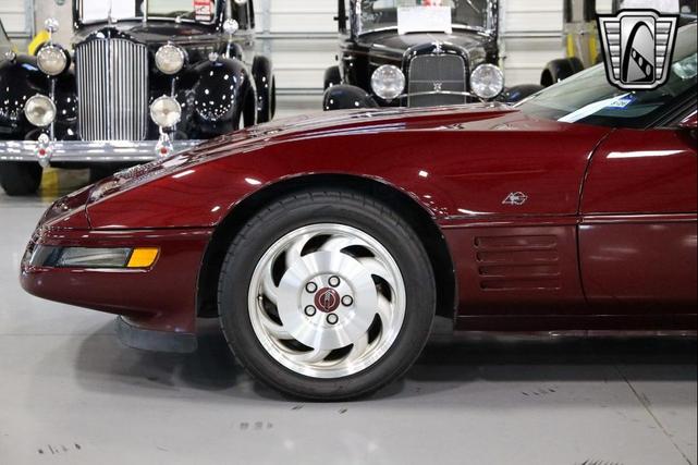 Photo of 1993 Ruby Red Chevrolet Corvette