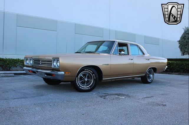 Photo of 1969 Gold Plymouth Belvedere