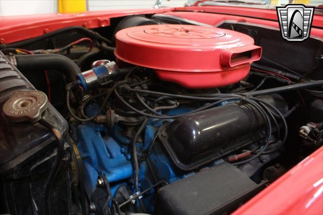 Photo of 1958 Custom Pink Coral/ Colonial White Ford Fairlane 500