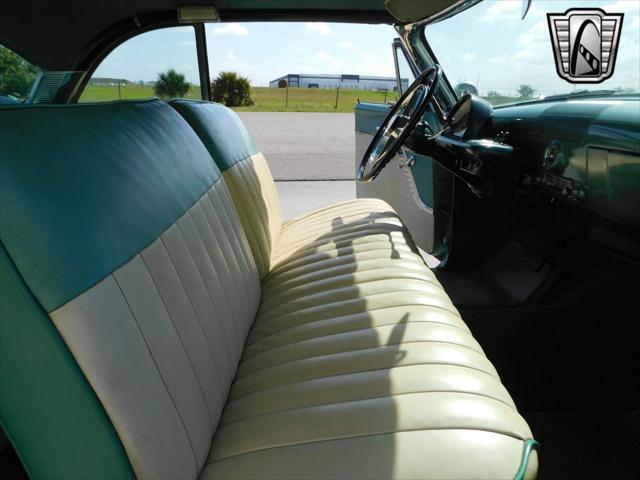 Photo of 1953 Green Mercury Monterey