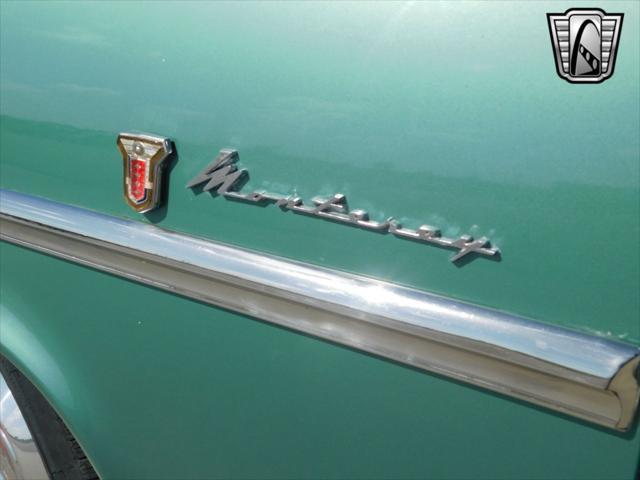 Photo of 1953 Green Mercury Monterey