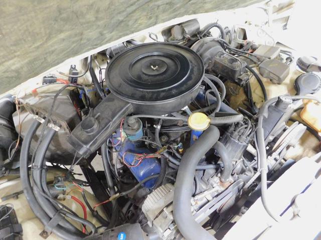 Photo of 1979 White Jeep Cherokee