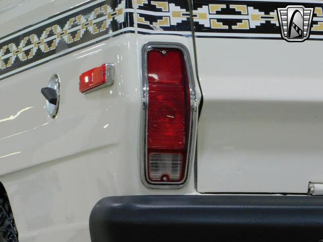 Photo of 1979 White Jeep Cherokee