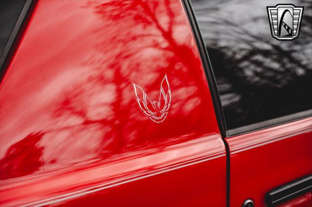 Photo of 1989 Red Pontiac Firebird