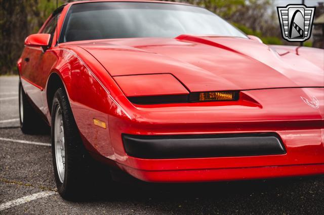 Photo of 1989 Red Pontiac Firebird