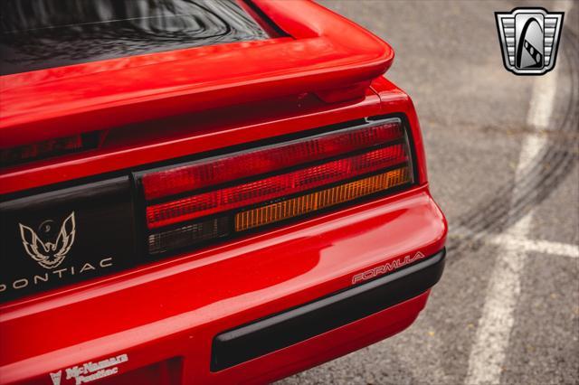 Photo of 1989 Red Pontiac Firebird