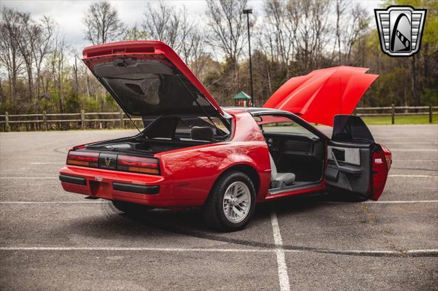 Photo of 1989 Red Pontiac Firebird