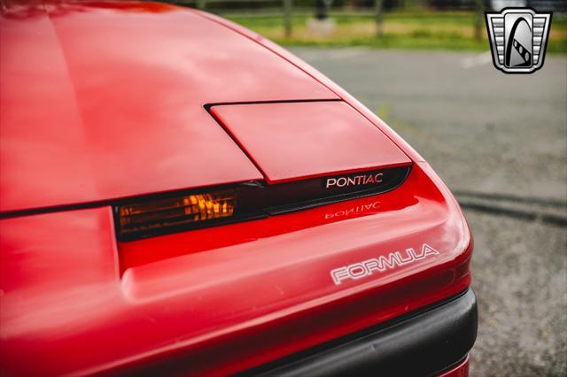 Photo of 1989 Red Pontiac Firebird