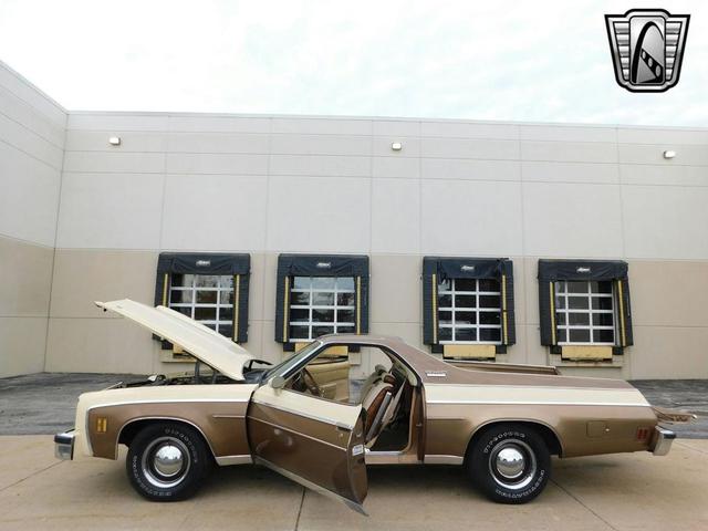Photo of 1976 Brown/Beige 2 tone GMC Sprint