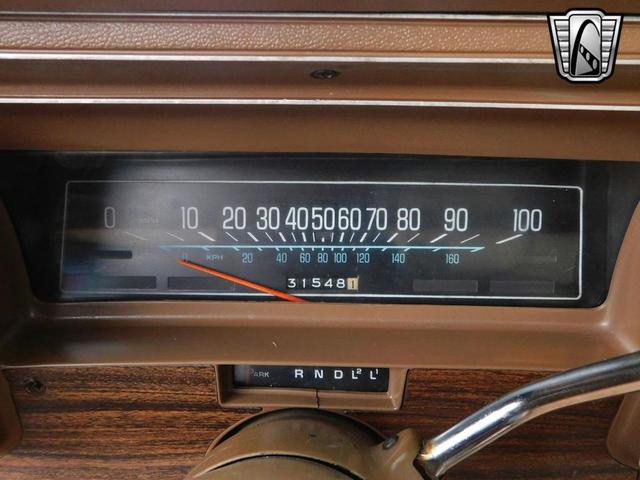 Photo of 1976 Brown/Beige 2 tone GMC Sprint