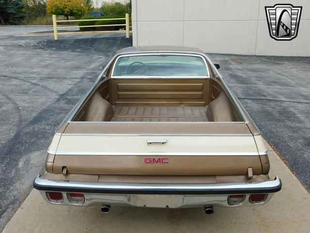 Photo of 1976 Brown/Beige 2 tone GMC Sprint