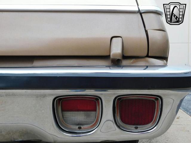 Photo of 1976 Brown/Beige 2 tone GMC Sprint