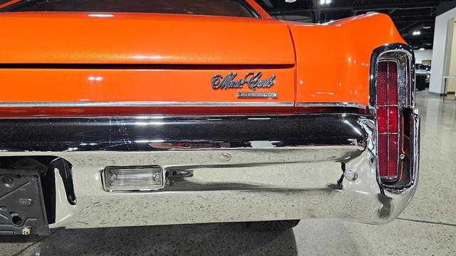 Photo of 1971 Orange w/ Green Pearl Chevrolet Monte Carlo
