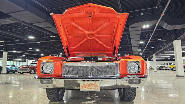 Photo of 1971 Orange w/ Green Pearl Chevrolet Monte Carlo