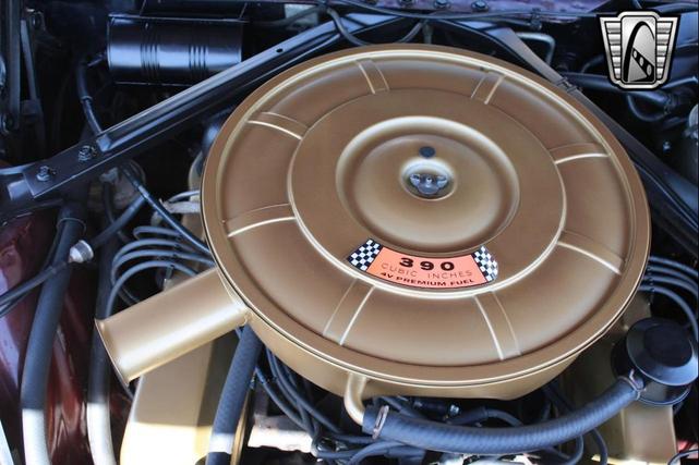 Photo of 1965 Maroon Ford Thunderbird
