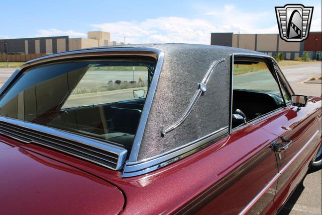 Photo of 1965 Maroon Ford Thunderbird