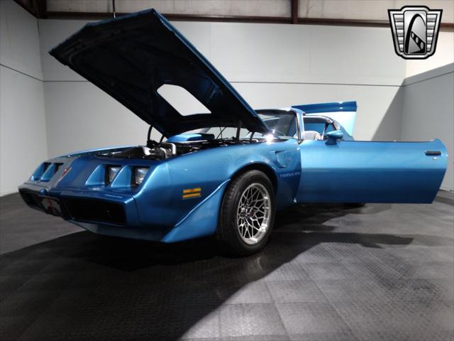 Photo of 1979 Blue Pontiac Firebird