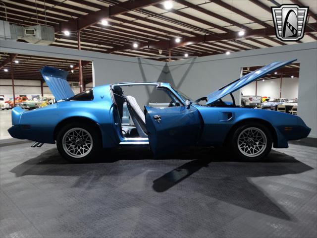 Photo of 1979 Blue Pontiac Firebird