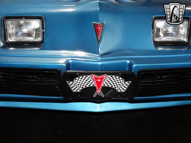 Photo of 1979 Blue Pontiac Firebird